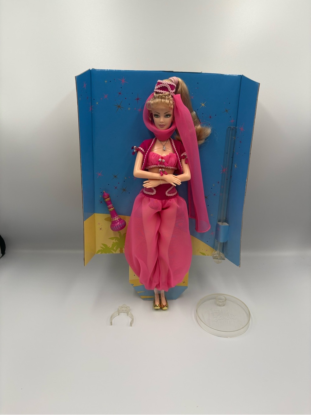 I Dream of Jeannie Barbie 2000 Collector Edition New Open Box